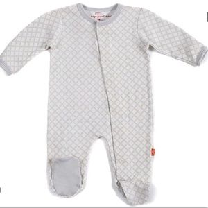 Magnetic Me Diamond Print Footie